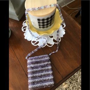 Crystal beaded small purse.